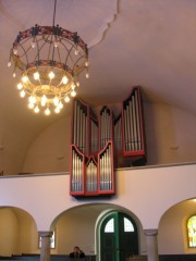 Vue d'ensemble de la tribune et de l'orgue Graf. Cliché personnel