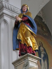 Détail de la statue marquant à gauche l'entrée du choeur. Cliché personnel