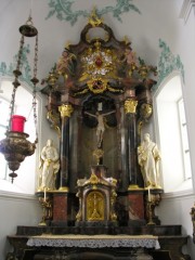 Vue d'un des autels secondaires de l'église. Cliché personnel