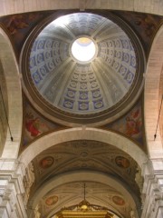 Vue de la coupole à l'entrée du choeur. Cliché personnel