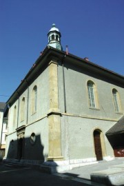 Temple du Bas, Neuchâtel, vue extérieure. Cliché personnel