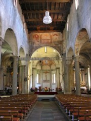 Vue intérieure de l'église San Francesco de Locarno. Cliché personnel