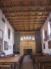 Vue axiale de la nef en direction de l'orgue Mathis (1993). Cliché personnel