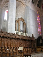 Cathédrale de St-Claude, les stalles de 1449 et l'orgue de choeur Merklin/Hartmann. Cliché personnel