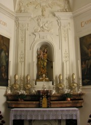 Vue de l'autel secondaire au sud. Cliché personnel