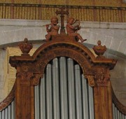 Cathédrale de St-Claude. Détail de la façade du Grand Orgue. Cliché personnel