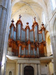 Grand Orgue Isnard de la basilique de St-Maximin (Var), 18ème s. Cliché personnel (sept. 2011) 