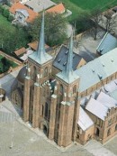 Vue extérieure du Dom de Roskilde. Crédit: www.roskildedomkirke.dk/