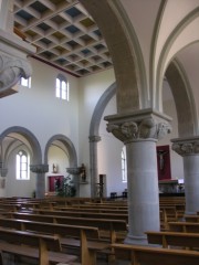 Autre vue intérieure de l'église de Courtion. Cliché personnel