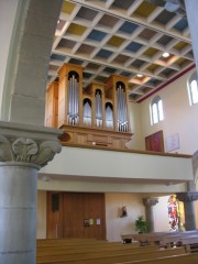 Vue de l'orgue depuis le bas-côté sud. Cliché personnel