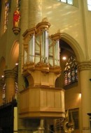 Orgue du facteur belge Thomas à la Sint.-Katharinenkerk de Hoogstraten (2004). Crédit: www.orgues-thomas.com/