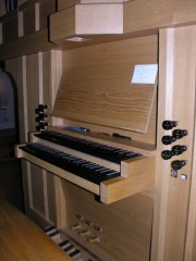 Vue de la console de l'orgue. Cliché personnel