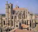 Vue extérieure de l'ancienne cathédrale de Narbonne. Crédit: www.uquebec.ca/musique/orgues/france/