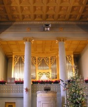 Une dernière vue de l'orgue Kuhn de la Friedenskirche. Cliché personnel