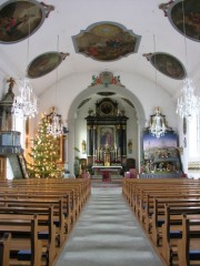 Vue de la vaste nef de l'église de Bösingen (18ème s.). Cliché personnel