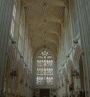 Vue intérieure de la nef de la Bath Abbey. Crédit: //en.wikipedia.org/