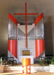 Une dernière vue de l'orgue Mathis de Winznau (2000). Cliché personnel (09.02.2008)