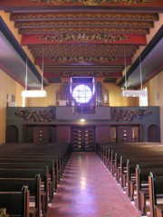 Vue de la nef de l'église en direction de l'orgue Ayer-Morel. Cliché personnel