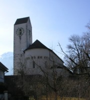 Autre vue de l'église d'Amsoldingen. Cliché personnel (fév. 2008)