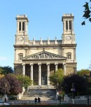 Façade de l'église St-Vincent-de-Paul, Paris. Crédit: //fr.wikipedia.org/