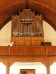 Vue rapprochée de l'orgue Mutin-C.-Coll. Cliché personnel