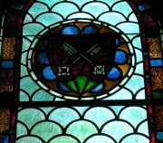 La Neuveville. Blanche Eglise: détail du vitrail axial du choeur (1907). Cliché personnel