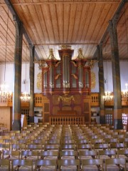 Vue parfaite de l'ensemble intérieur avec l'orgue. Cliché personnel