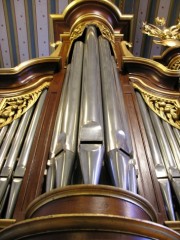 Détail de la façade de l'orgue. Cliché personnel