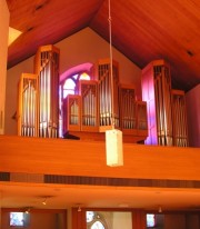 Une vue de trois-quarts du Grand Orgue au zoom. Cliché personnel