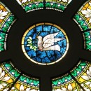 Détail d'une des roses de l'église protestante de Zoug. Cliché personnel (avril 2008)