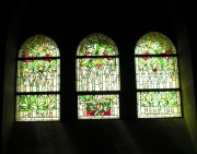 Autre groupe de vitraux dans un transept. Cliché personnel