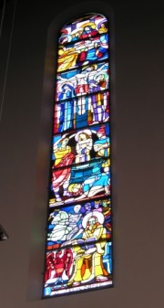 Un vitrail à St-Pierre à Fribourg. Cliché personnel