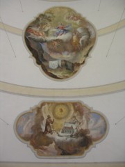 Exemple de peintures murales du 18ème siècle sur la voûte. Cliché personnel