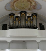 Une dernière vue de l'orgue Mathis (1988). Wolfenschiessen. Cliché personnel (mai 2008)