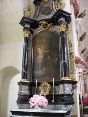 Un des autels de la nef. Cliché personnel