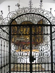 Chapelle du cimetière, Engelberg: grille de 1698, retable du 15ème s. Cliché personnel