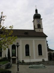 Eglise St. Nikolaus d'Hergiswil. Cliché personnel (mai 2008)