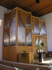 Vue du grand orgue Kuhn. Cliché personnel