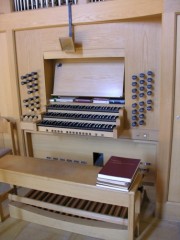 Vue de la console de l'orgue. Cliché personnel