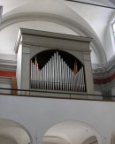 Orgue de facture italienne, église de Vira Gambarogno, près de Locarno. Cliché personnel (mai 2008)