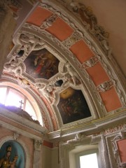 Autre vue d'une chapelle vers le choeur. Cliché personnel