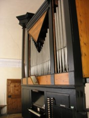 Vue de la Montre de l'orgue en tribune. Cliché personnel