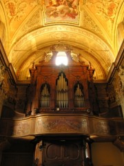 Autre vue de l'orgue depuis le centre de la nef. Cliché personnel