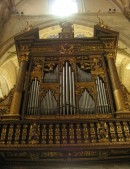 Buffet baroque de l'orgue droit (Sud), catédrale de Côme (art baroque). Cliché personnel (fin mai 2008)