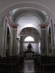 Vue intérieure de l'église en direction du choeur. Cliché personnel