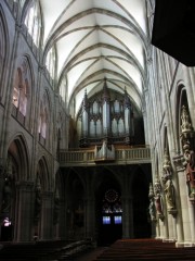 Une grande vue vers l'orgue. Cliché personnel